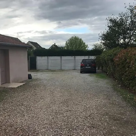 N3 Avec Place De Parking Gratuite * Yzeure